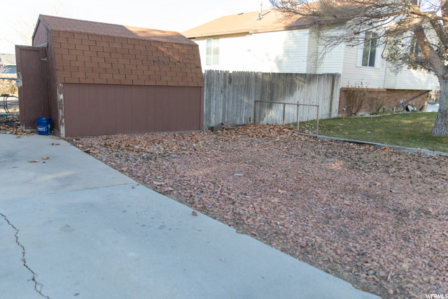 2686 W 1650 N, Clinton, UT 84015 — photo 4
