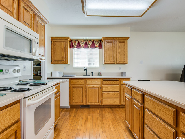 345 E 320 N, Orem, UT 84057 — photo 4