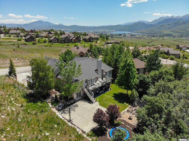 3557 N Elkview Dr, Eden, UT 84310 — photo 2