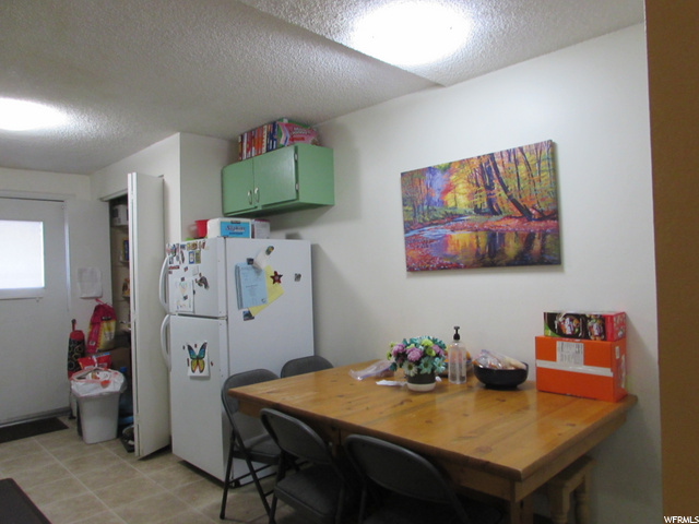 908 W 4100 S, Bountiful, UT 84010 — photo 10