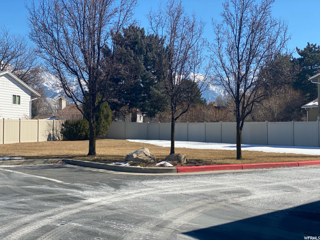 726 E Timbercraft Ln, Midvale, UT 84047 — photo 3