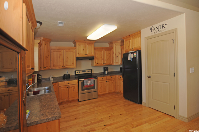 103 S Sam Gates Rd, Ogden, UT 84404 — photo 11