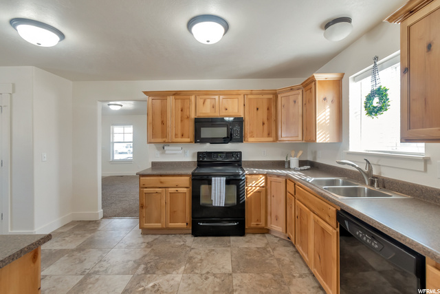 248 S 200 E, Springville, UT 84663 — photo 9