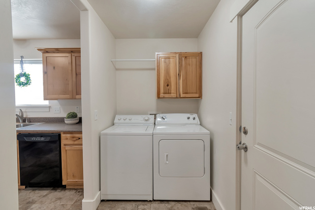 248 S 200 E, Springville, UT 84663 — photo 12