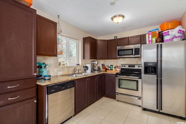 169 Cook Dr, Layton, UT 84041 — photo 2