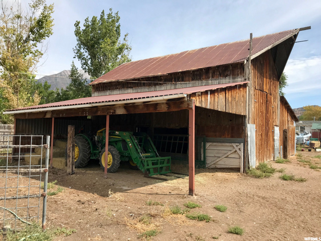 636 N 300 E, Nephi, UT 84648 — photo 4