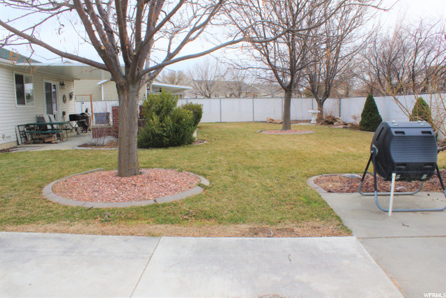 5089 S 3925 W, Roy, UT 84067 — photo 3