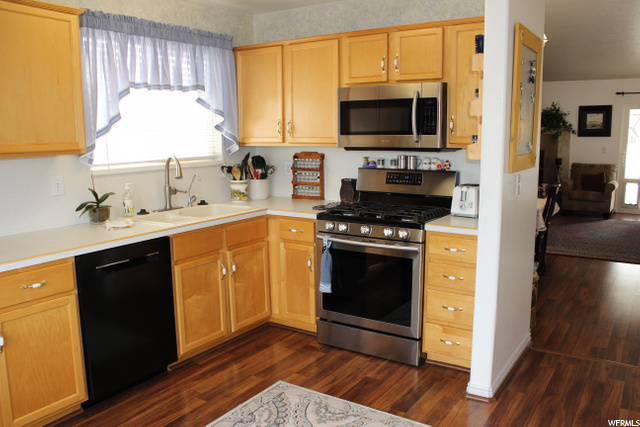 5089 S 3925 W, Roy, UT 84067 — photo 12