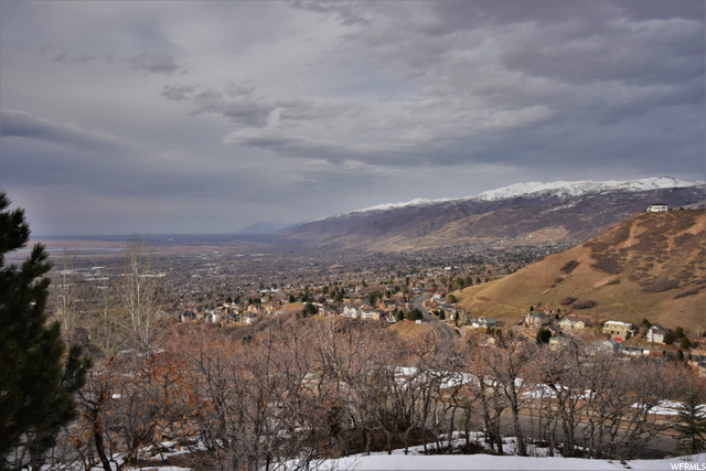 940 E Highland Oaks Dr, Bountiful, UT 84010 — photo 3