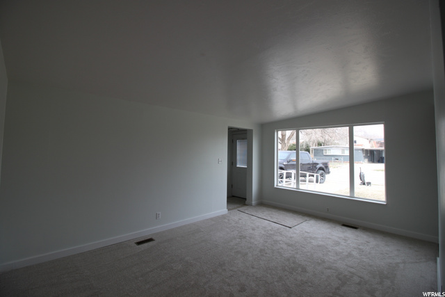 420 N Ann St, Clearfield, UT 84015 — photo 3