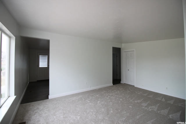 420 N Ann St, Clearfield, UT 84015 — photo 2