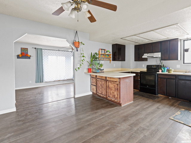 352 W 2400 S, Clearfield, UT 84015 — photo 8