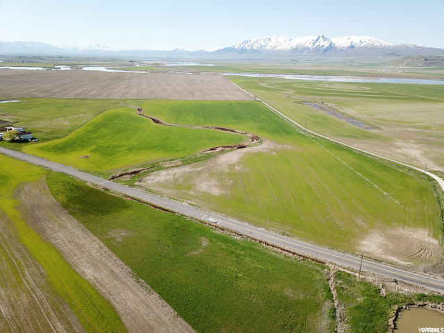 6062 N Sam Fellow Rd, Newton, UT 84327 — photo 2