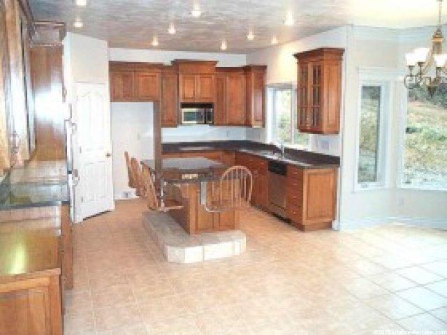 3732 E Black Horn Pl, Sandy, UT 84092 — photo 3