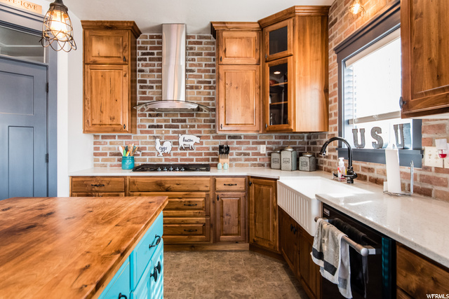 774 E 2660 N, North Logan, UT 84341 — photo 4