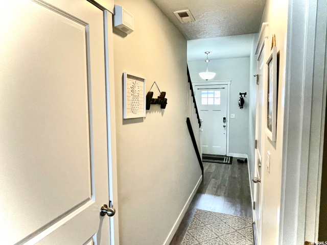 1453 E Primrose Ln, Layton, UT 84040 — photo 9