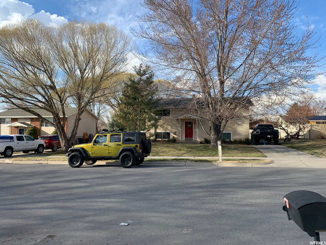 641 W 1635 N, Clinton, UT 84015 — photo 5