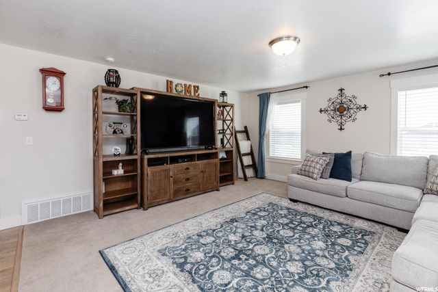887 E 190 S, Smithfield, UT 84335 — photo 7