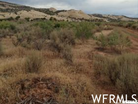 6830 N 250 E #18, Vernal, UT 84078 — photo 2