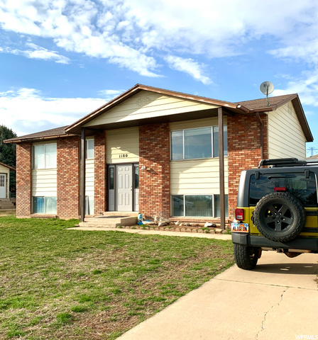 1180 W 975 S, Clearfield, UT 84015