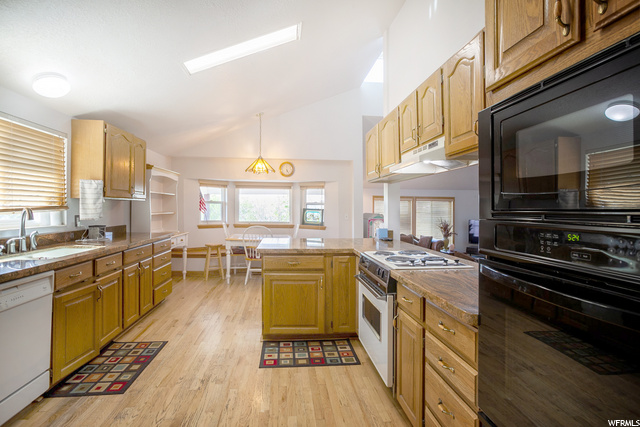 1463 Bluebell Dr, Bountiful, UT 84010 — photo 9