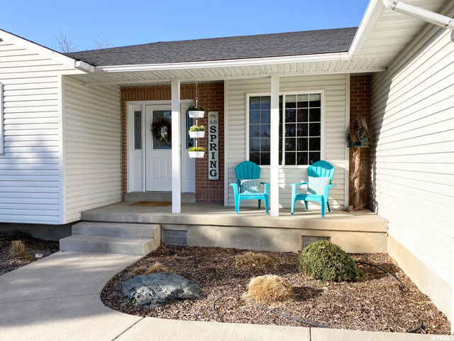 665 E 2170 N, North Logan, UT 84341 — photo 2