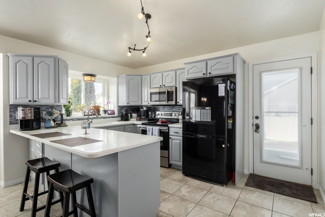 1191 N 1120 W, Clinton, UT 84015 — photo 2