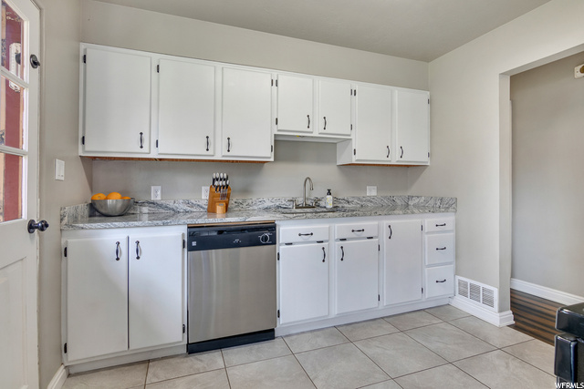 530 E Millcreek Way, Bountiful, UT 84010 — photo 9