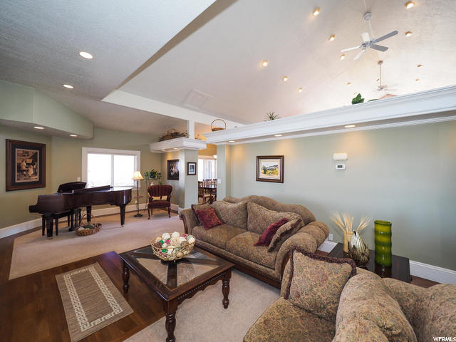 625 E Millcreek Way S, Bountiful, UT 84010 — photo 4