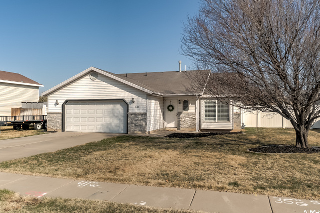 628 W 375 N, Clearfield, UT 84015 — photo 2