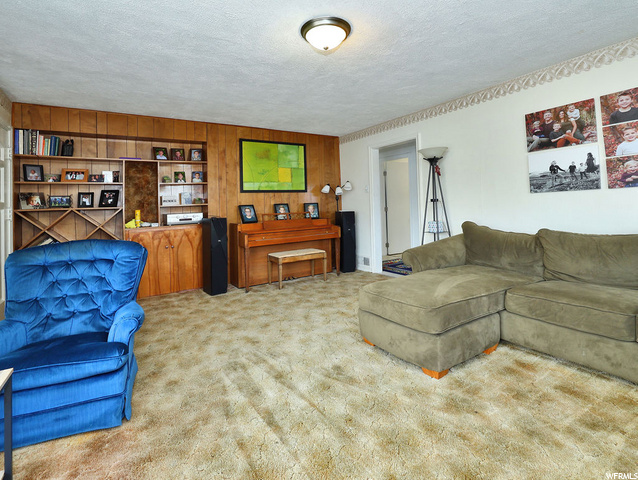 586 E Center St, Orem, UT 84097 — photo 7