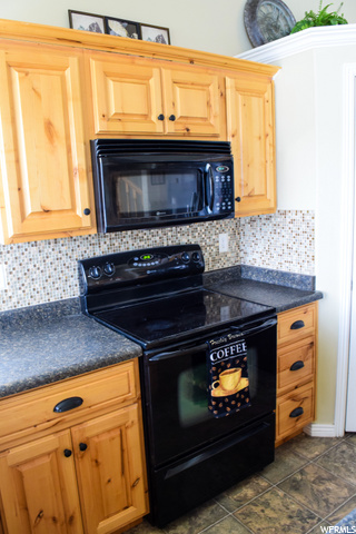 4022 S 2725 W, Roy, UT 84067 — photo 9