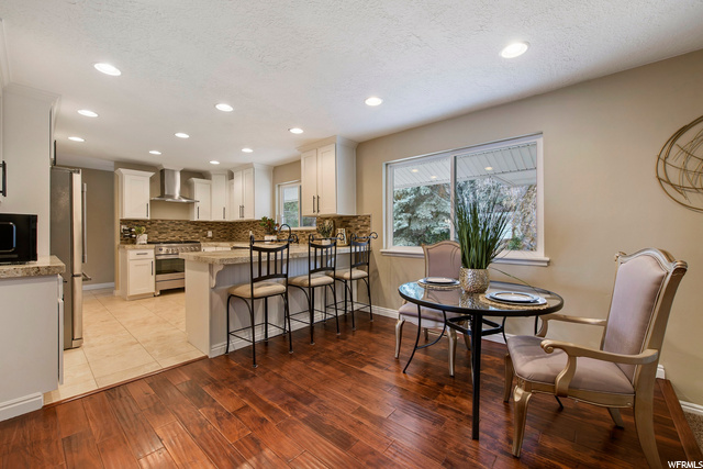 2836 E Robidoux Rd, Sandy, UT 84093 — photo 7