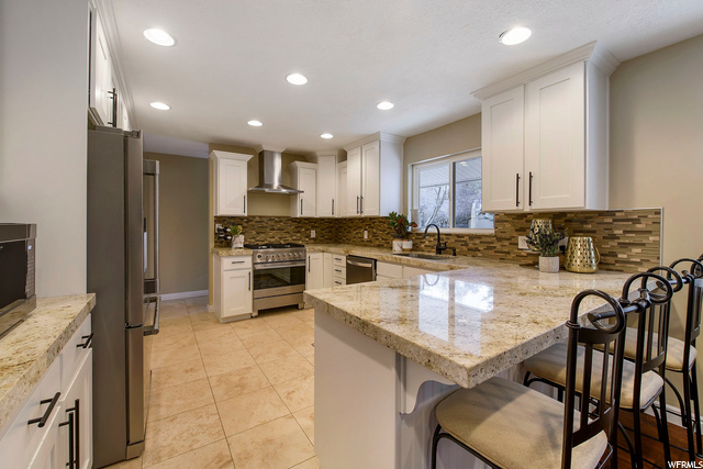 2836 E Robidoux Rd, Sandy, UT 84093 — photo 11