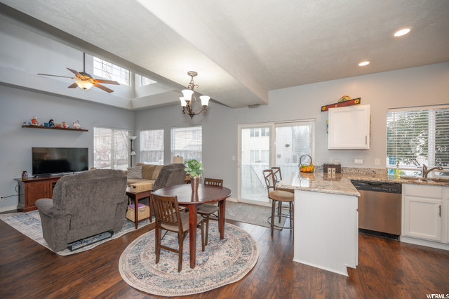 739 E Sand Dollar Dr, Sandy, UT 84094 — photo 10