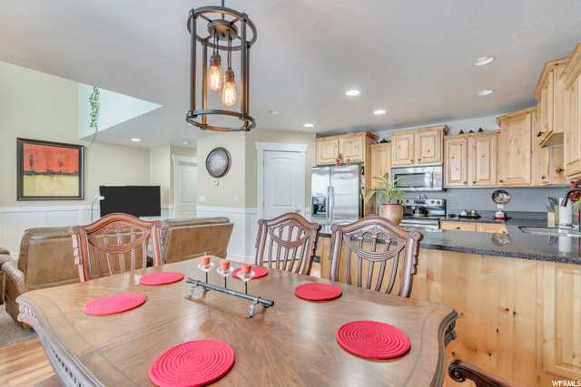 358 S 1285 E, Hyrum, UT 84319 — photo 3
