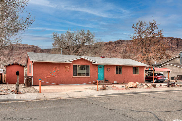 565 W Bartlett St, Moab, UT 84532 — photo 7