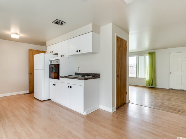 320 W 2250 N, Sunset, UT 84015 — photo 8