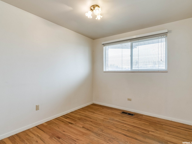 320 W 2250 N, Sunset, UT 84015 — photo 9