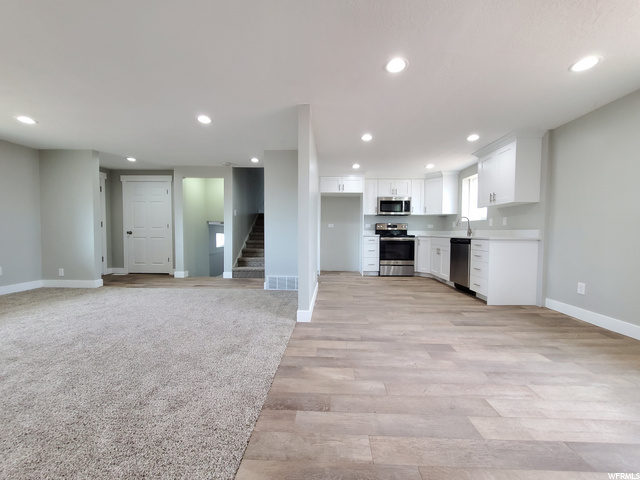 2305 S Main, Clearfield, UT 84015 — photo 2