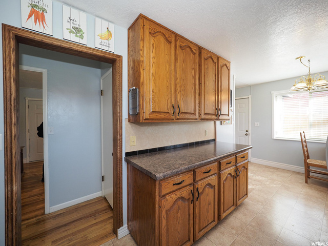 79 W 800 N, Bountiful, UT 84010 — photo 10