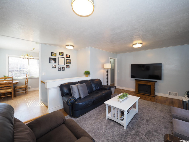 79 W 800 N, Bountiful, UT 84010 — photo 6