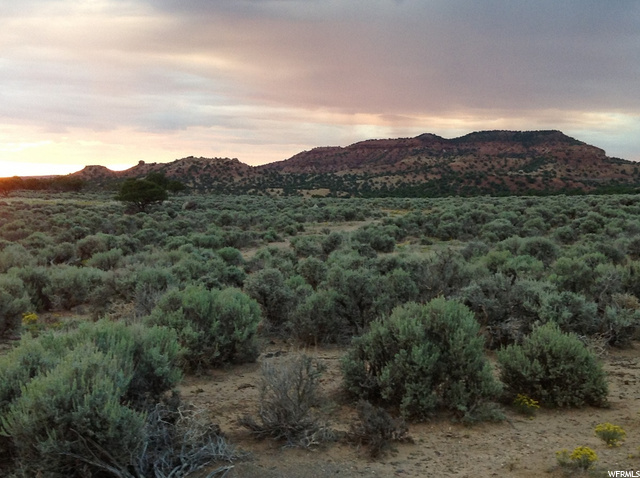 1100 S 1900 E, Teasdale, UT 84773 — photo 3