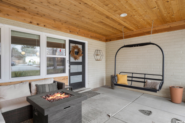 8445 S 1475 E, Sandy, UT 84093 — photo 8