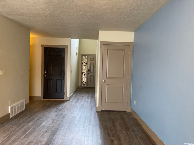 2086 S Orchard Dr E, Bountiful, UT 84010 — photo 4