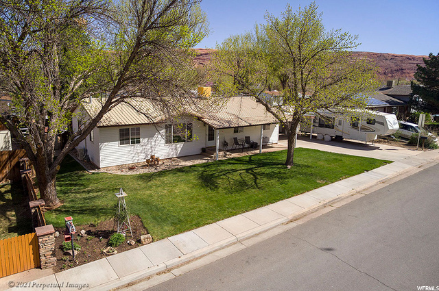 550 Bartlett Ave, Moab, UT 84532 — photo 4