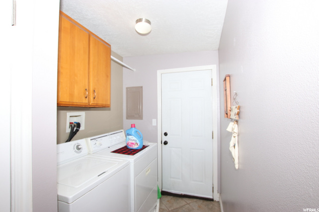 West Laundry room