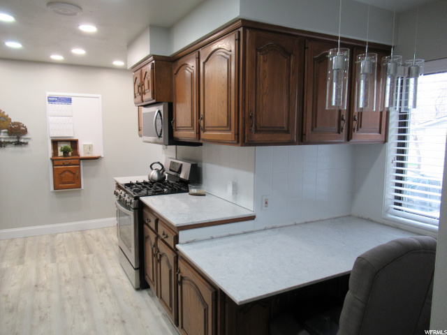 320 S 400 E, Centerville, UT 84014 — photo 6
