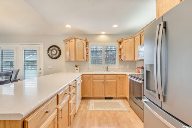 736 N Park Shadows Cir, Bountiful, UT 84010 — photo 12