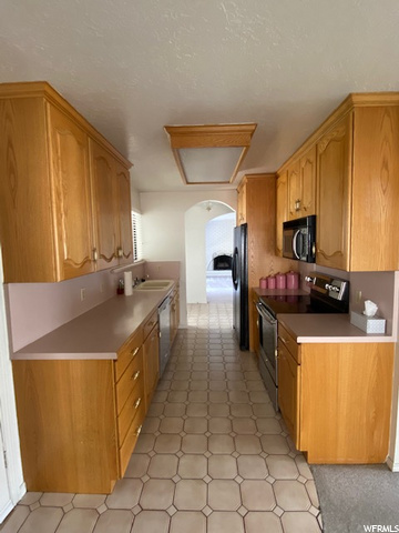 432 E Laurel Dr, Sandy, UT 84070 — photo 9